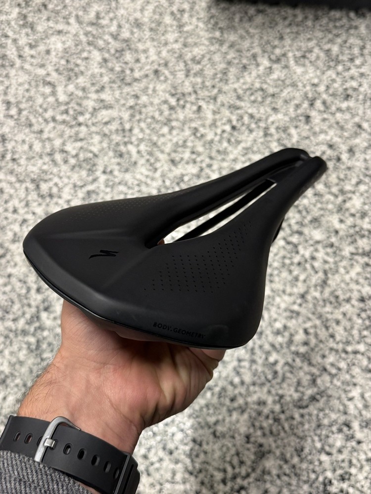 Specialized Power Expert Saddle 143mm TI Rails