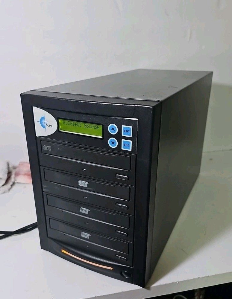 EZ Dupe  3 CD Stand Alone Disc Duplicator. Needs New IDE Disc Drives.