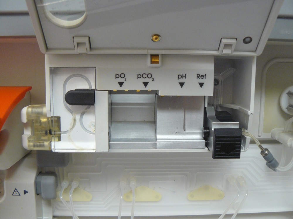 SIEMENS BAYER RAPIDLAB 248 PH / GAS ANALYZER