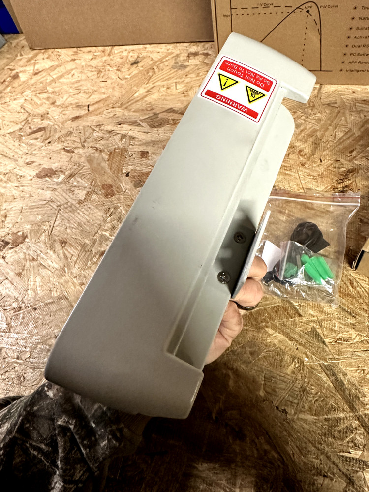 GCSOAR GCIT6024(10Li) mppt solar charge controller 60a