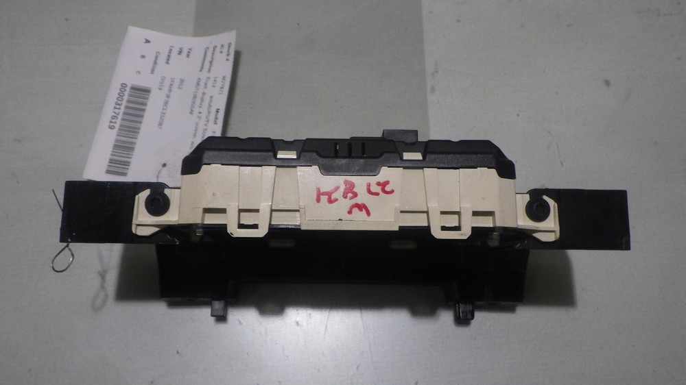 12 FORD FOCUS Info Screen AM5T18B955AF