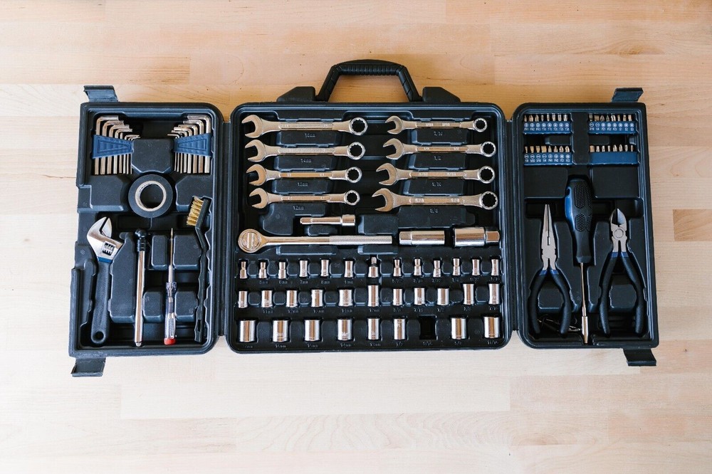 BR9244U Blue Ridge 103pc Mechanics Tool Kit