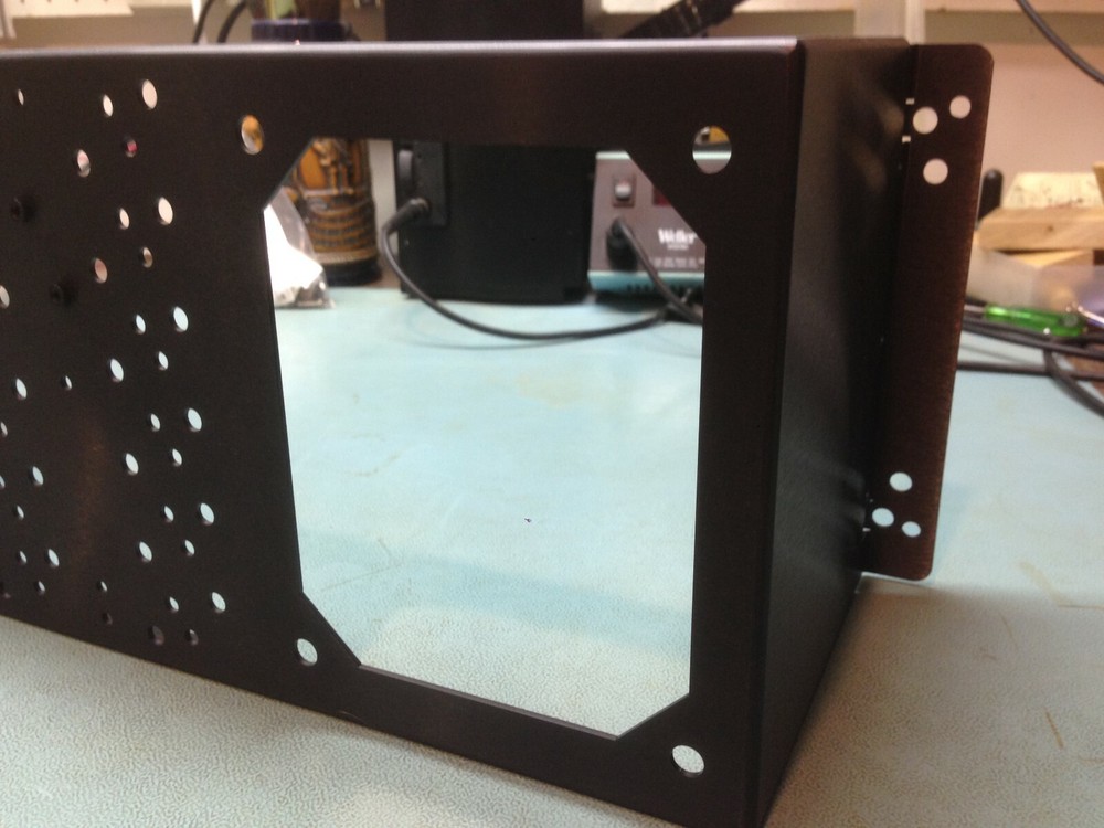 Phase Linear 700B/Series 2 Amplifier Chassis - White Oak Audio Design