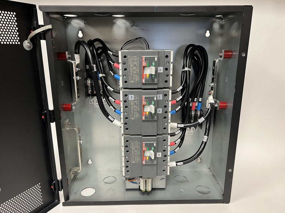 APC SBPSU20K30F-WP Maintenance Bypass Panel 20-30kVA 208V Wallmount