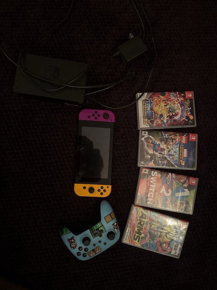 Nintendo Switch Bundle Console, Dock, Controller, Power Adapter, Game Cartridges