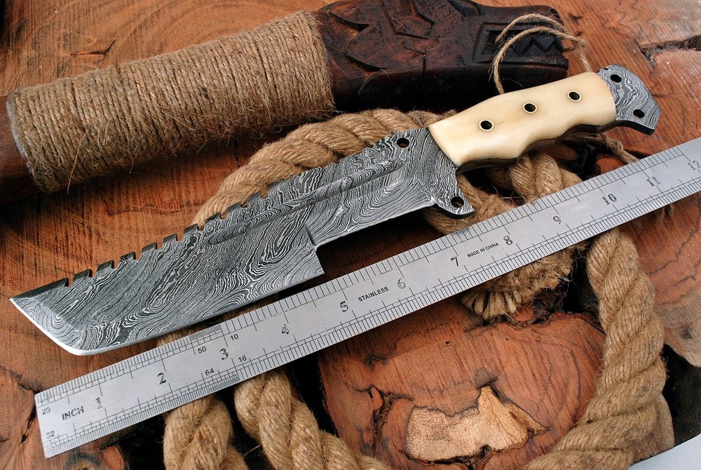 TACTICAL SURVIVAL Hunting FIXED BLADE DAMASCUS KNIFE TRACKER Camel Bone Handle