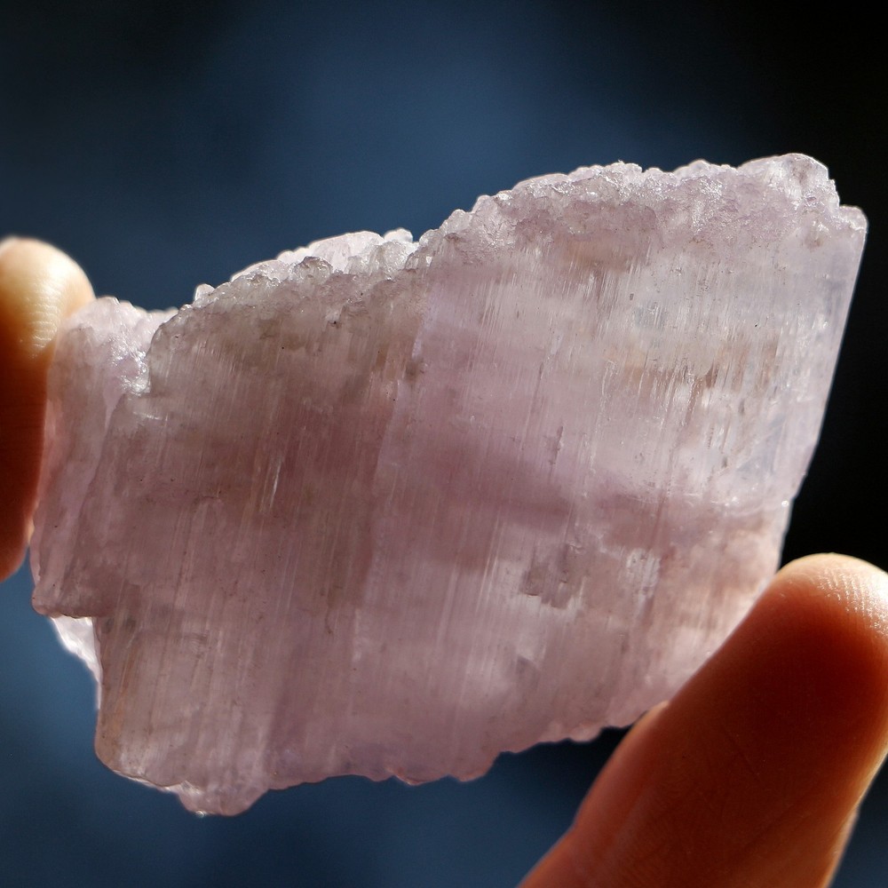Mineral Specimen: Kunzite (KNZ91)