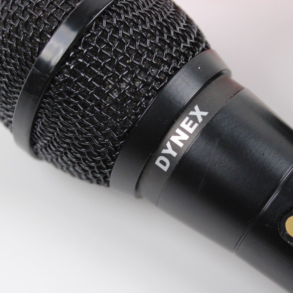 Dynex Uni-Directional Dynamic Microphone DX-M1112 with cable MINT