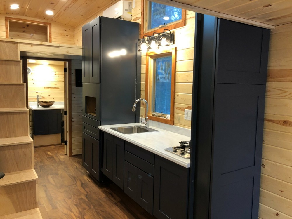Green Dragon - Tiny House On Wheels