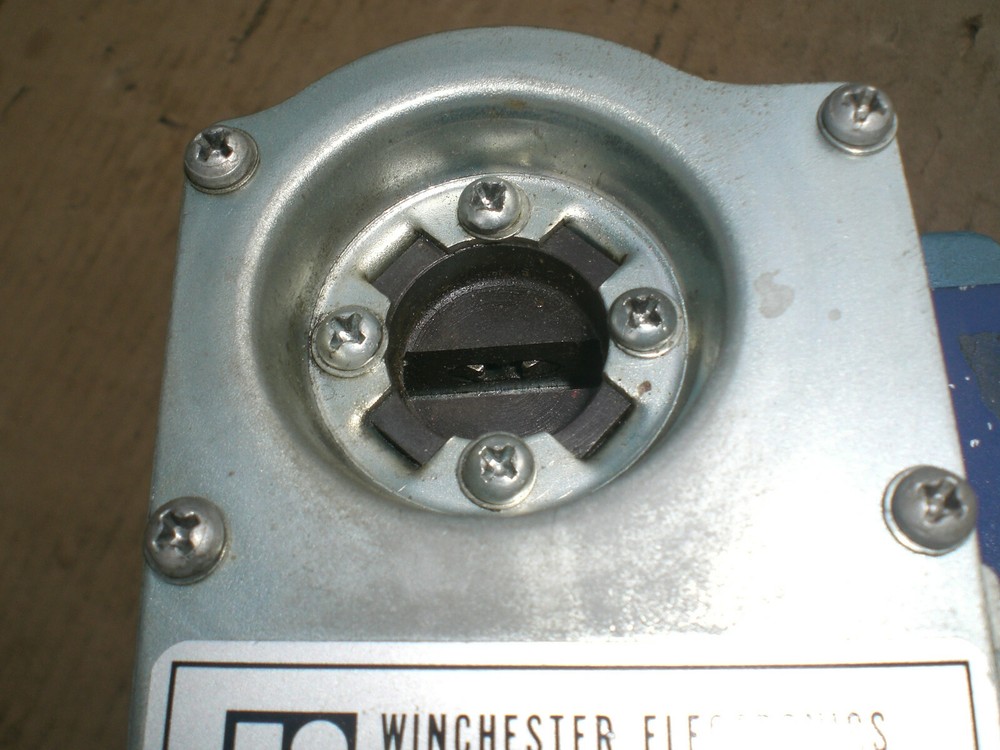 Winchester Electronics pneumatic terminal crimper