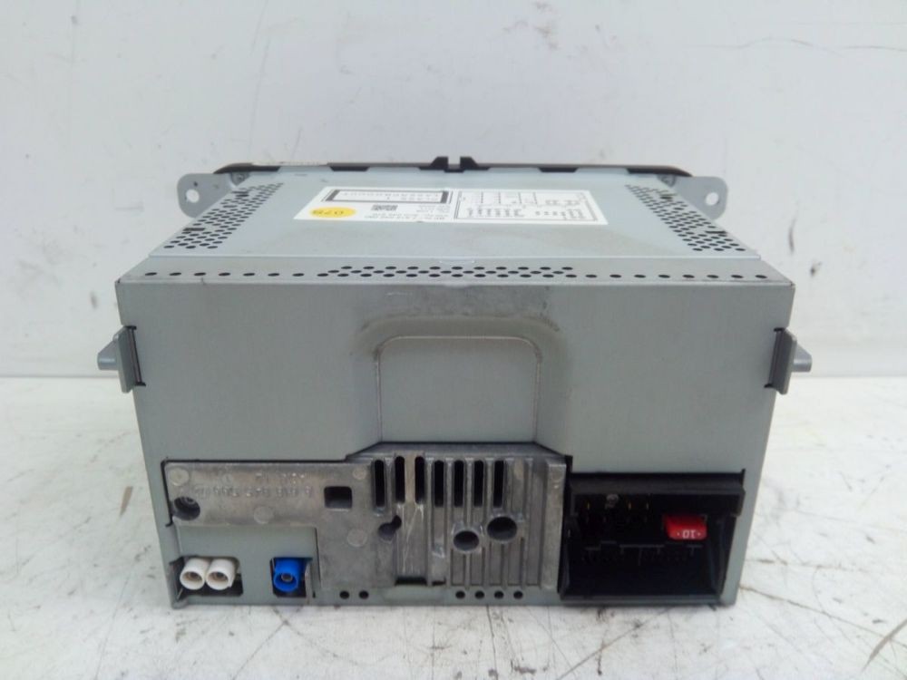 Radio/CD Changer Combination GPS Code Not Available. Suitable for VW