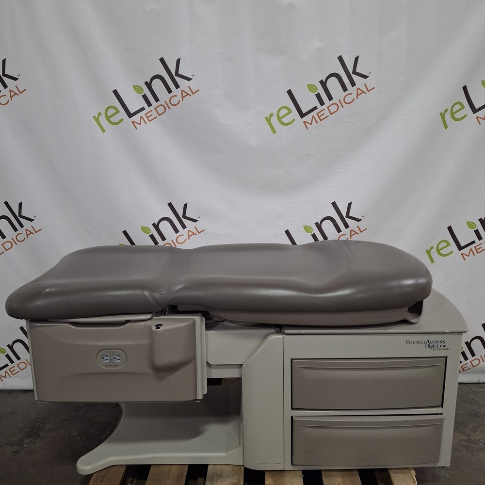 Brewer 6501 Access High-Low Exam Table
