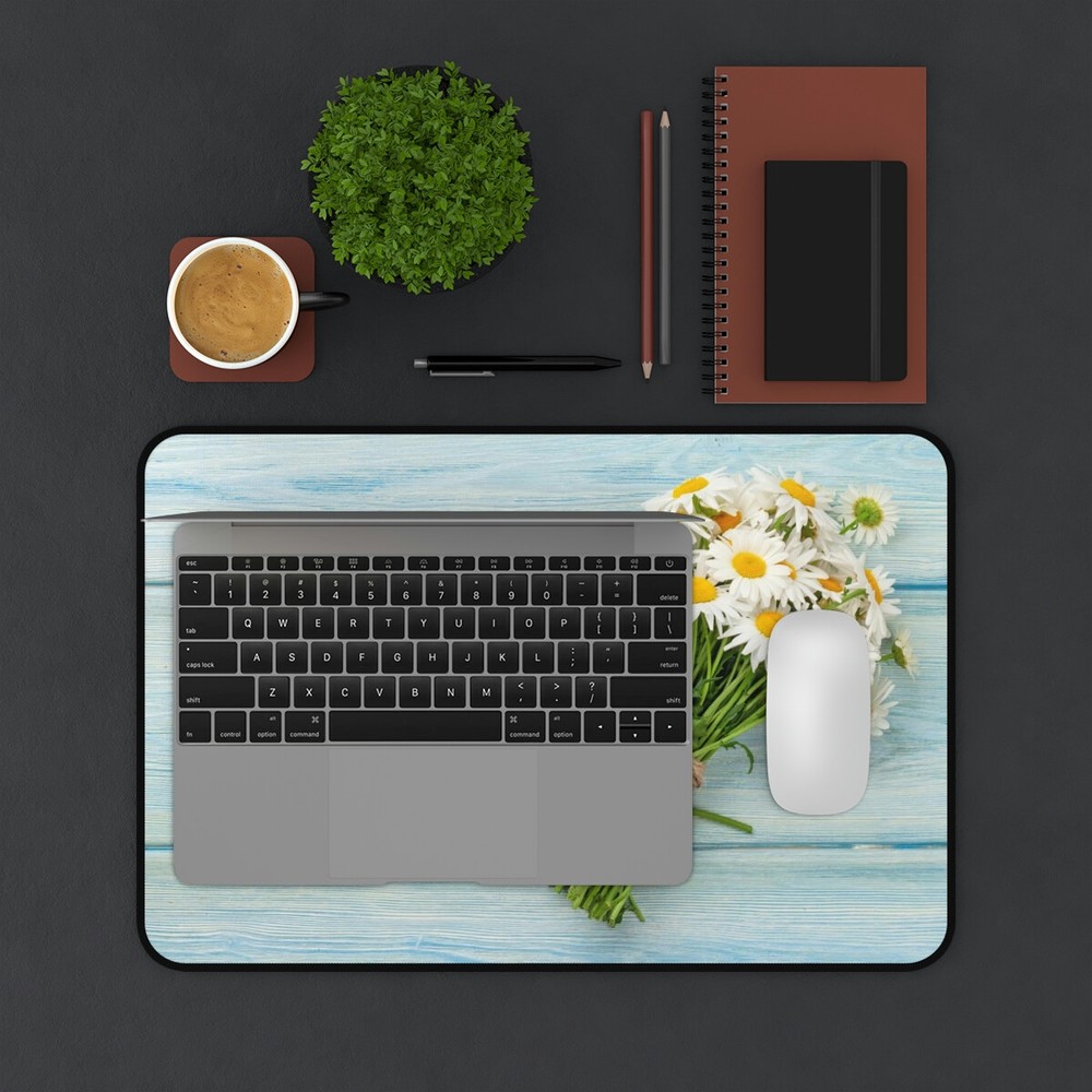 Daisy Desk Mat