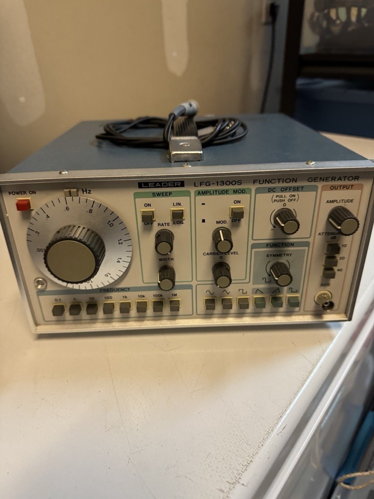 Leader LFG-1300S Function Generator Vintage