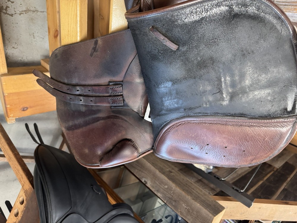 17” Medium JRD Saddle Brown Used