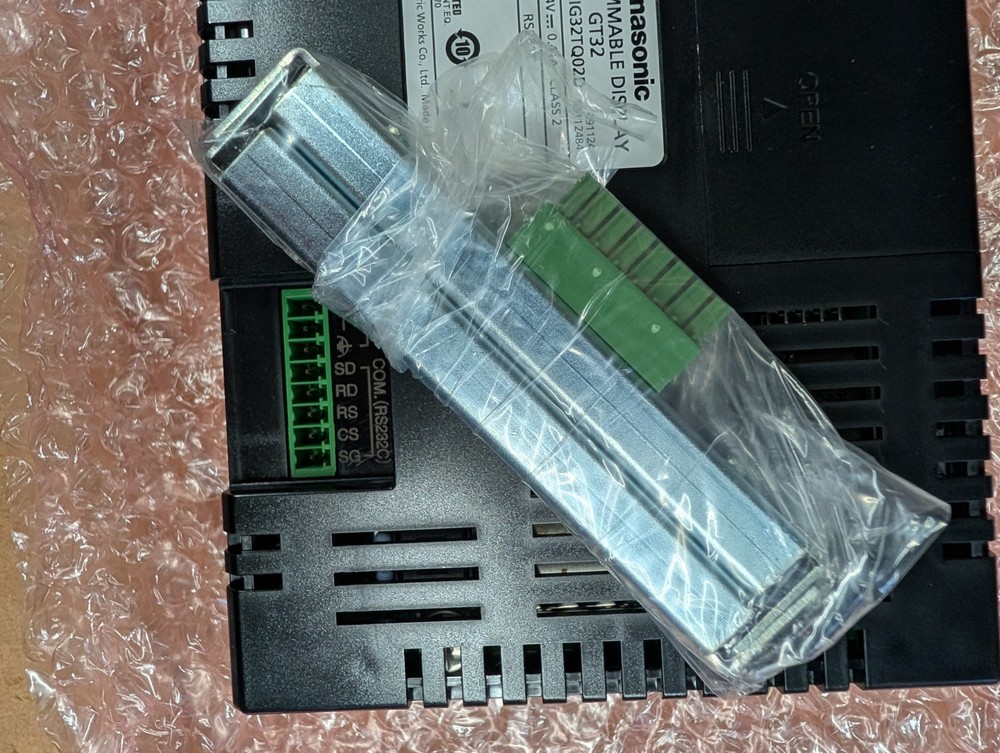 1PC NEW Panasonic Programmable Display GT32 AIG32TQ02D