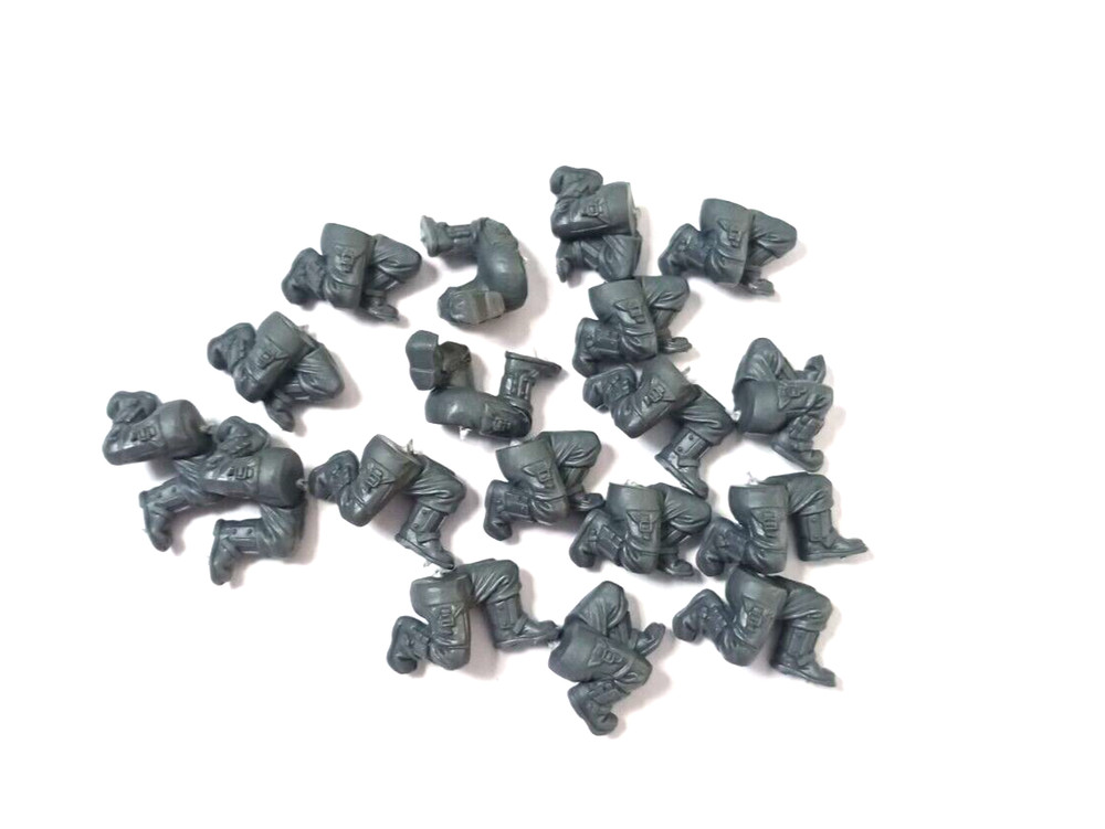 40k Imperial Guard Catachan Kneeling Leg Bits x18