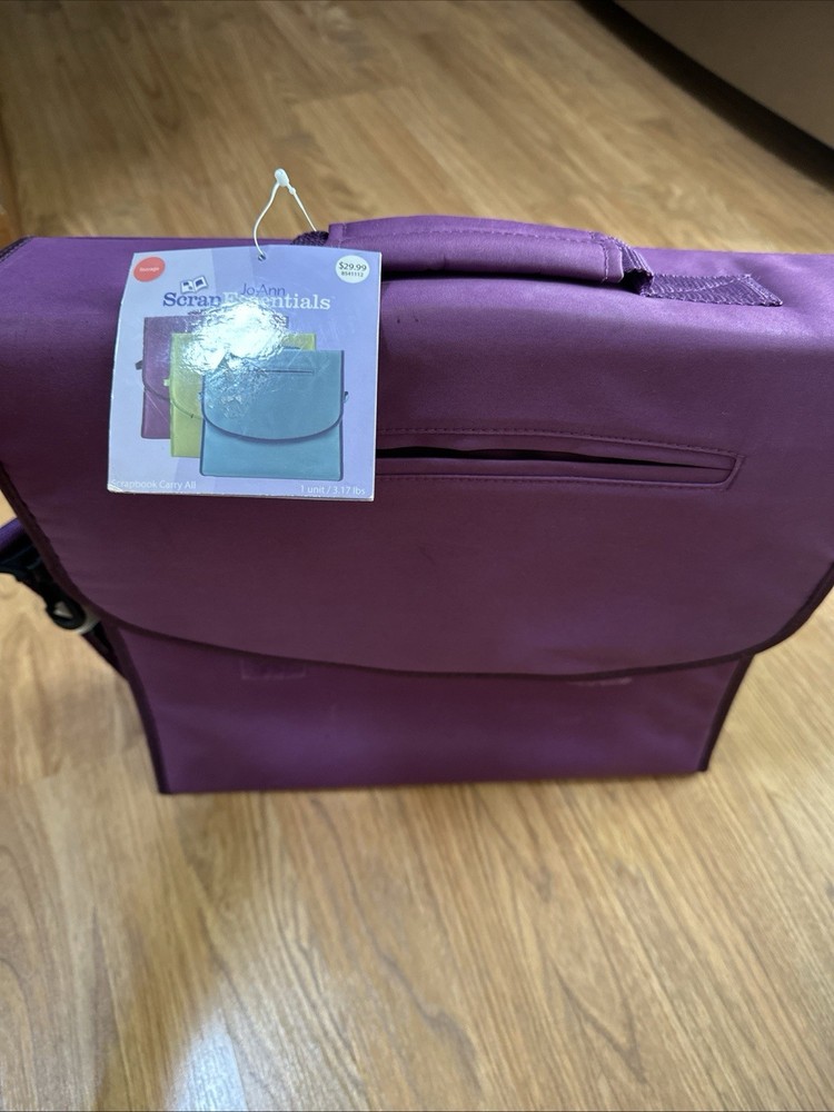 JoAnn Scrap essentials scrapbook carry all