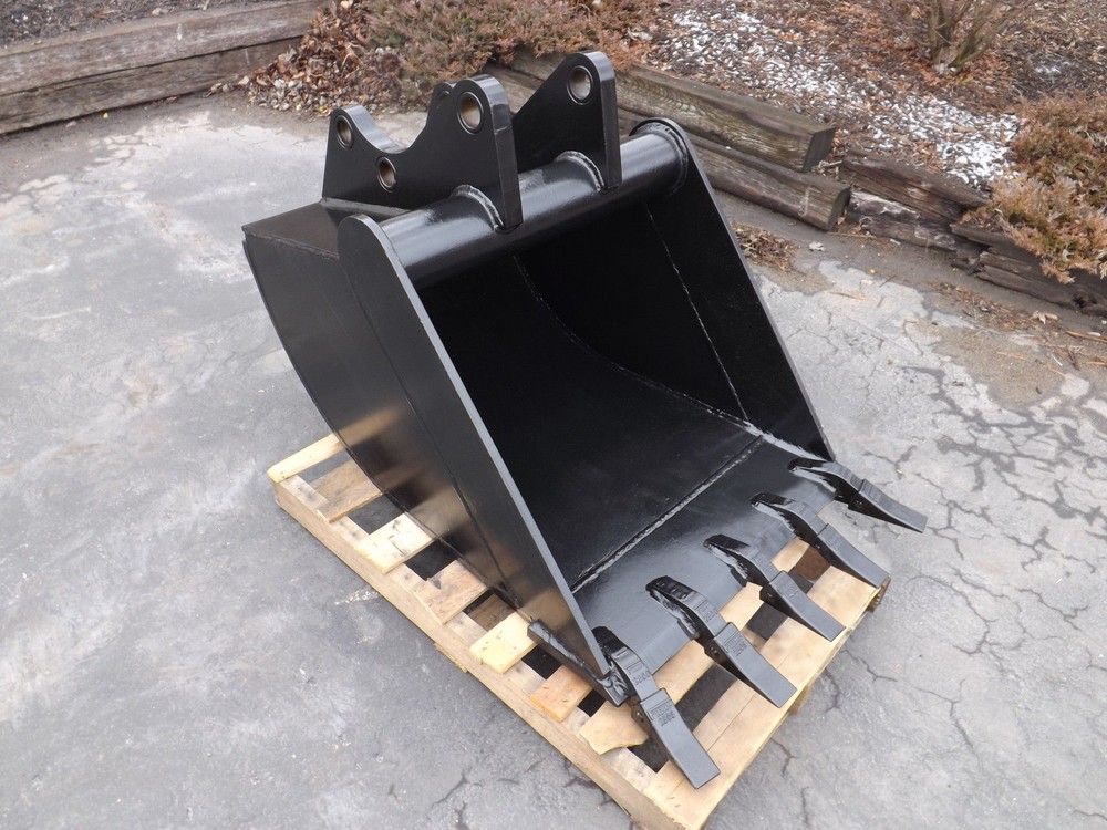 New 30" Backhoe Bucket for a Ford 655E