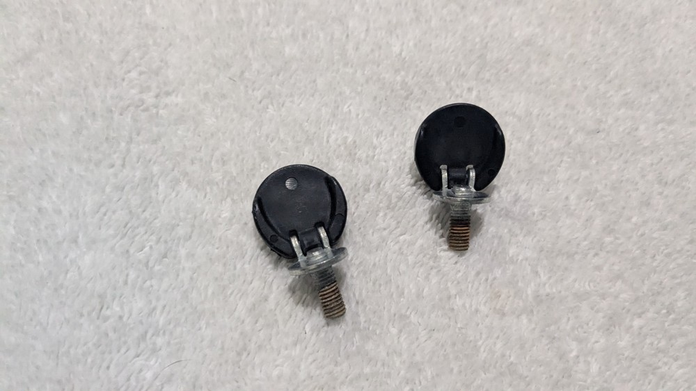 Drake Binding Flad Screws