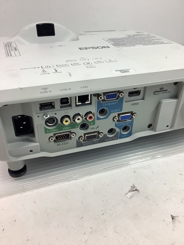 Epson PowerLite 520 Tri-LCD Projector