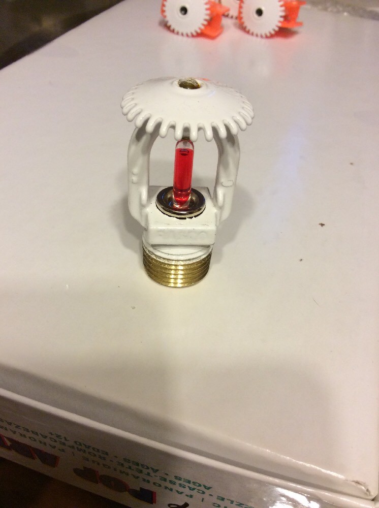 Reliable 1/2 White Standard Upright 155F