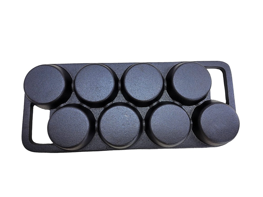 Cast Iron Cake pan with 8 Molds…