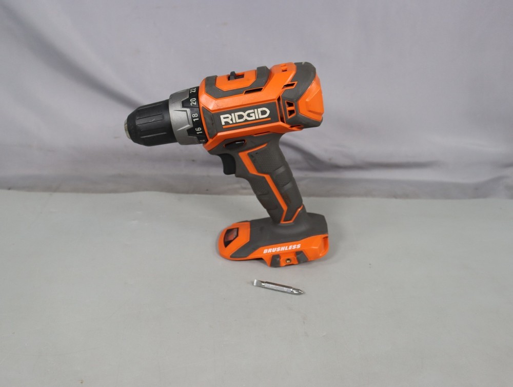 RIDGID 18 VOLT BRUSHLESS 1/2" DRILL DRIVER R860054 Bare Tool,tested