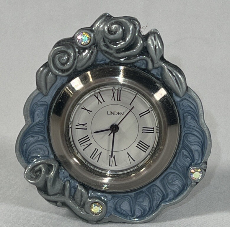 Linden Mini Clock