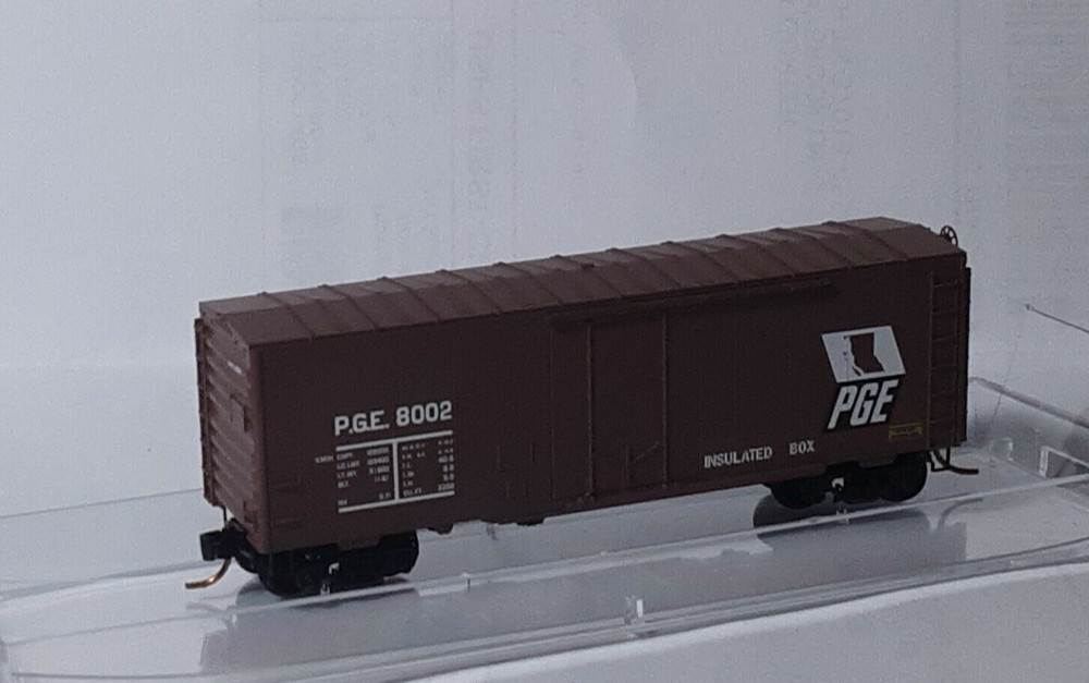 Micro-Trains Line #074 00 160 Pacific Great Eastern Boxcar
