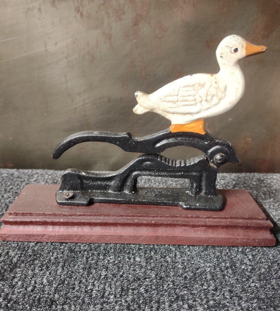 Vintage Duck Cast Iron Nut Cracker Nutcracker Wood Base 7.25"