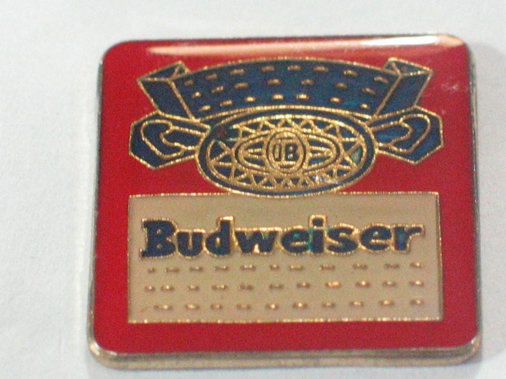 Vintage Budweiser Enamel Beer Pin (Budweiser #8)