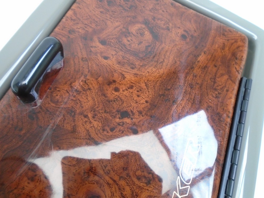 TRACKER BOW TACKLE BOX STORAGE / TROLLING MOTOR PANEL WOODGRAIN 17 5/8" BOAT