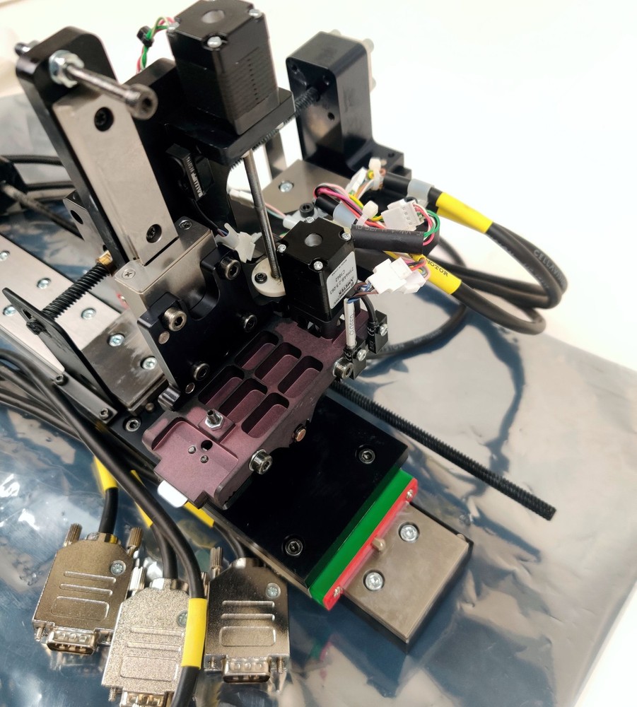 CellaVision DM9600 Analyzer Robot Gripper Unit Working