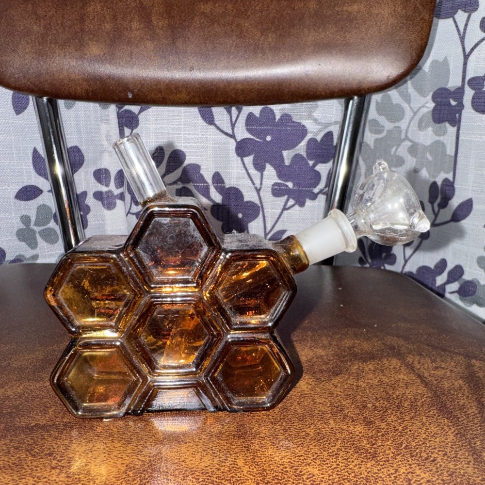 Honeycomb mini hookah bong With Removable Stem.
