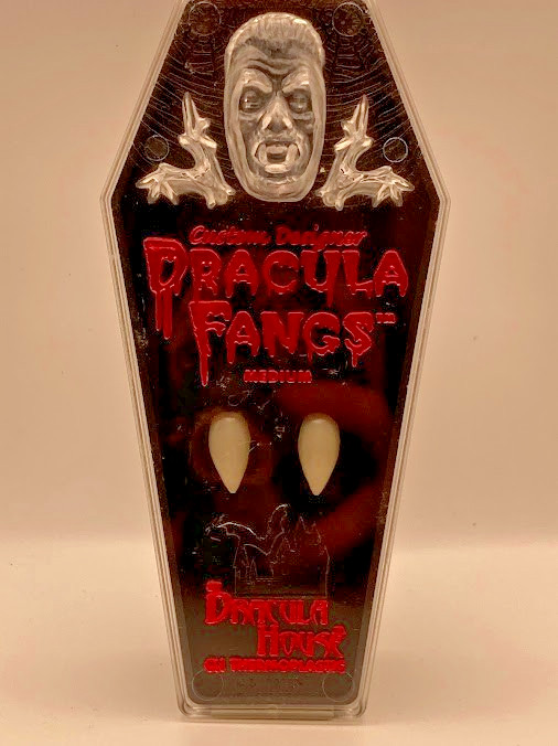 NEW Dracula House Designer Fangs Size Medium