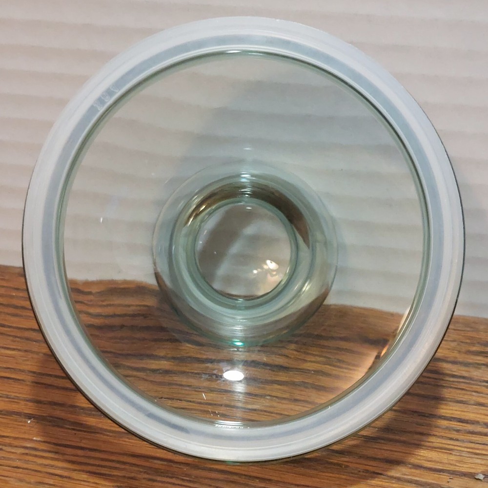 8.5" lidded rubber seal glass storage jar