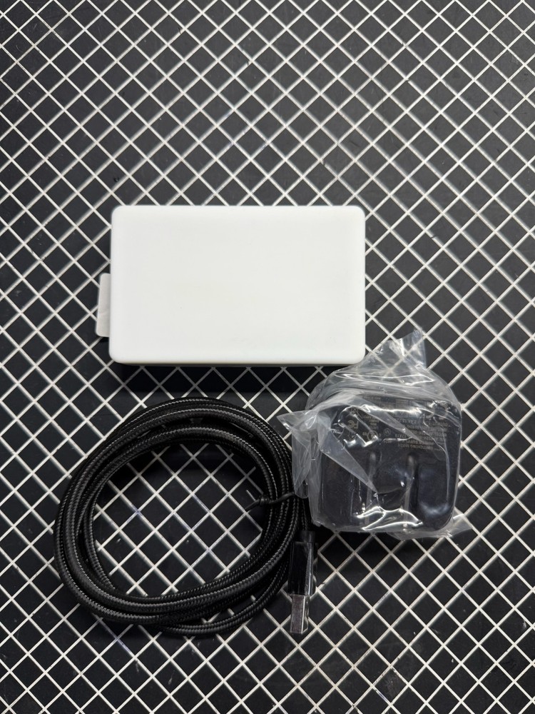 Lume Cube LC-PANELMINI1 5W Bicolor Panel Mini LED - USB C Mini Light Panel