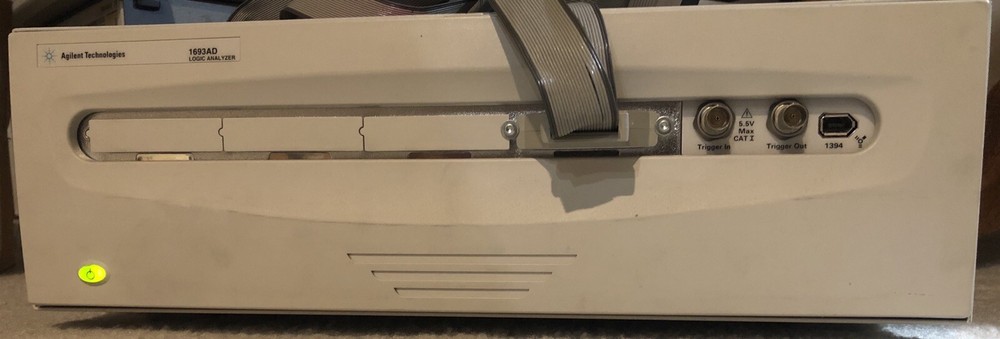 Agilent 1693 AD Logic Analyzer, Power-on