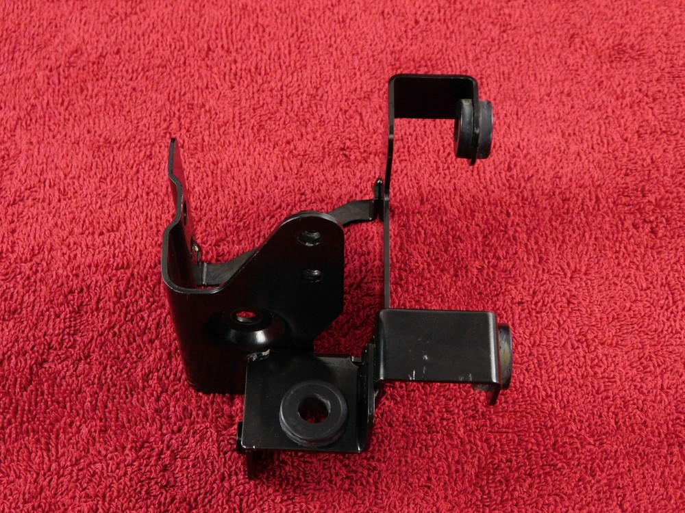 ABS Pump / Modulator "SUPPORT BRACKET" / Holder 17-21 YZF-R3 YZFR3