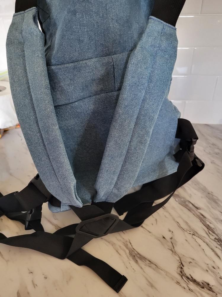 Pet Pocket Carrier Front or Back pack Blue Denim Padded Strap & Base Adjustable