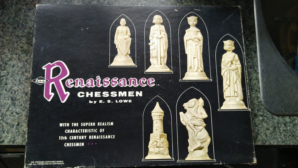Vintage 1959 Chess Set E.S. Lowe Renaissance Chessmen Complete Board Game #832