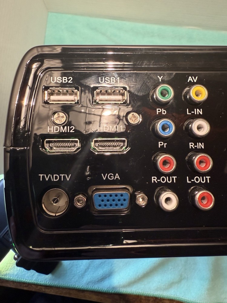 iRULU BL20 Portable Mini LED Projector - Black