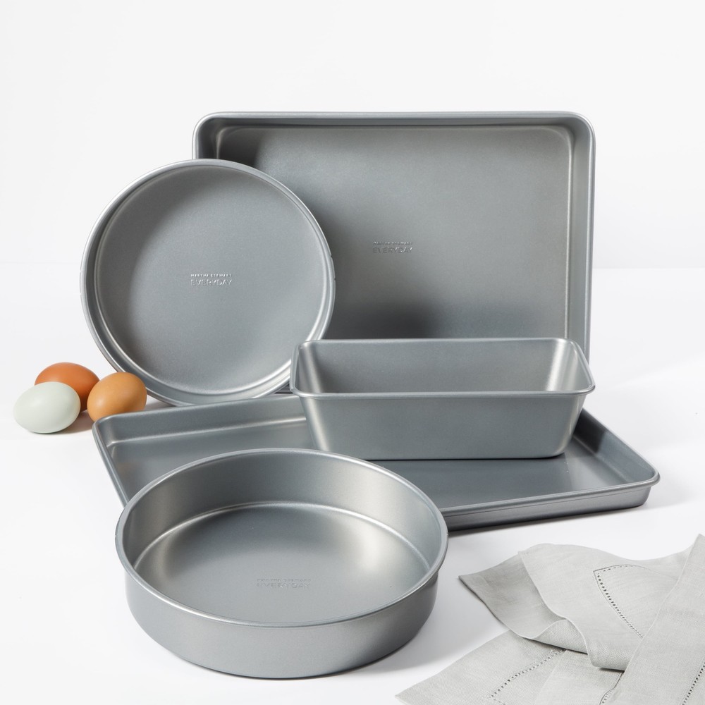 Everyday 5-Piece Carbon Steel Nonstick Bakeware Set Silver