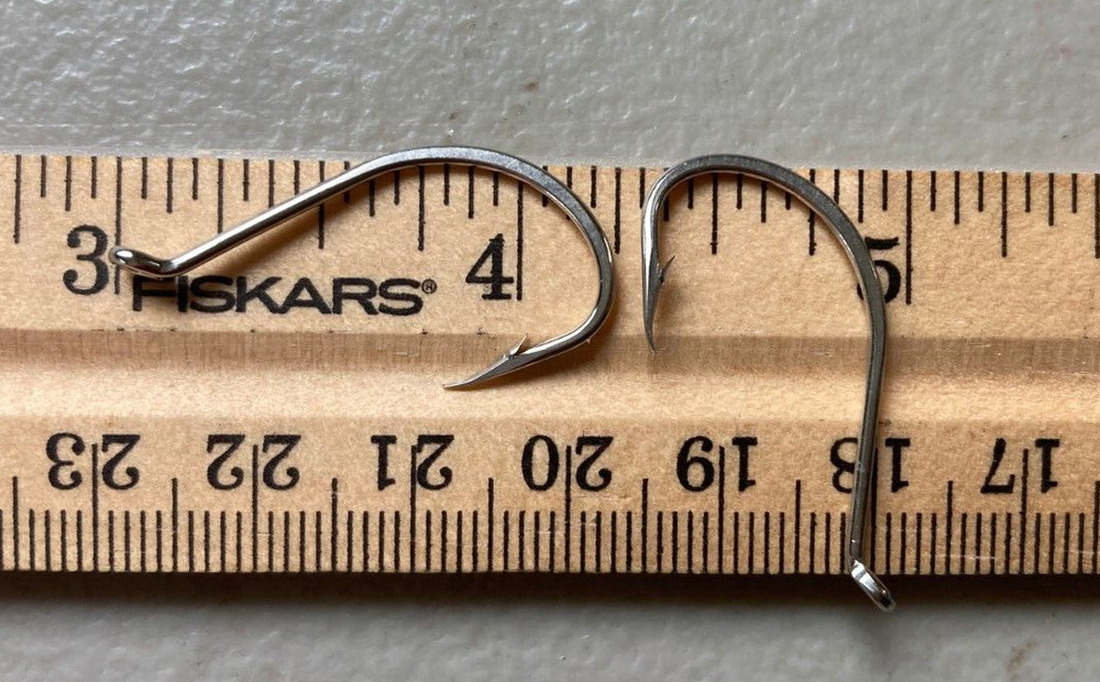 100 VMC 2/0 Carbon Steel octopus hooks