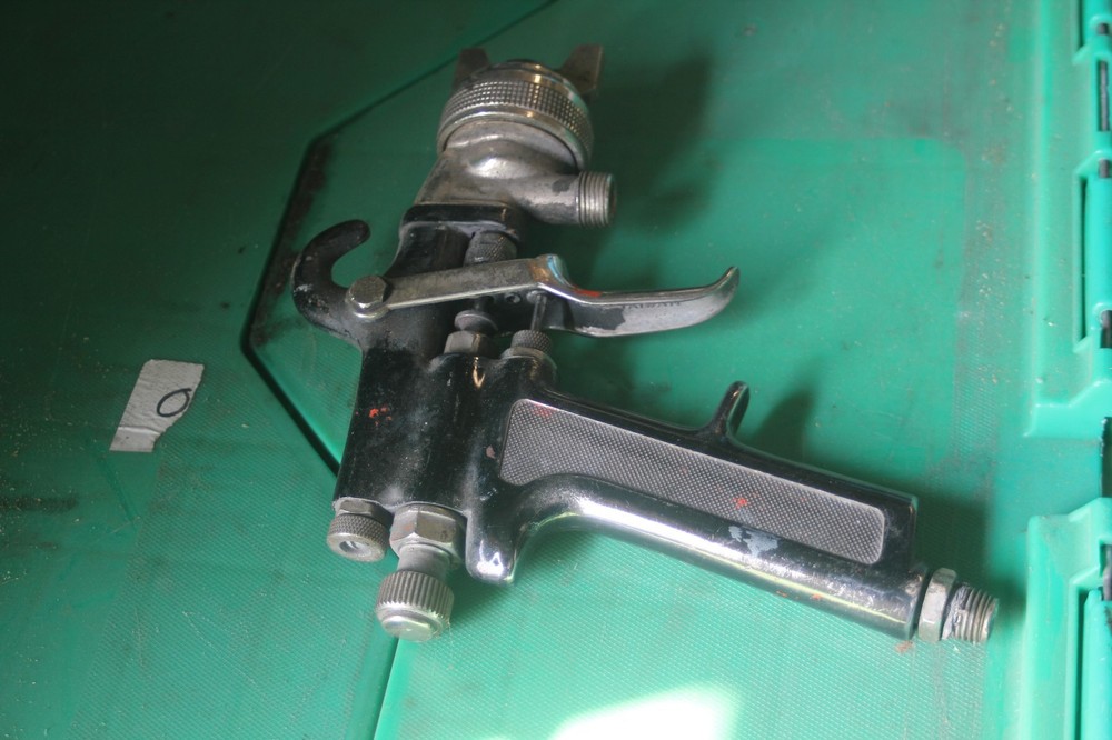 PAINT SPRAY GUN