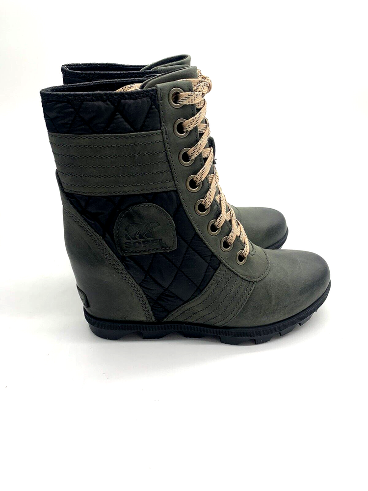SOREL Lexie Wedge Boot Size 7 US