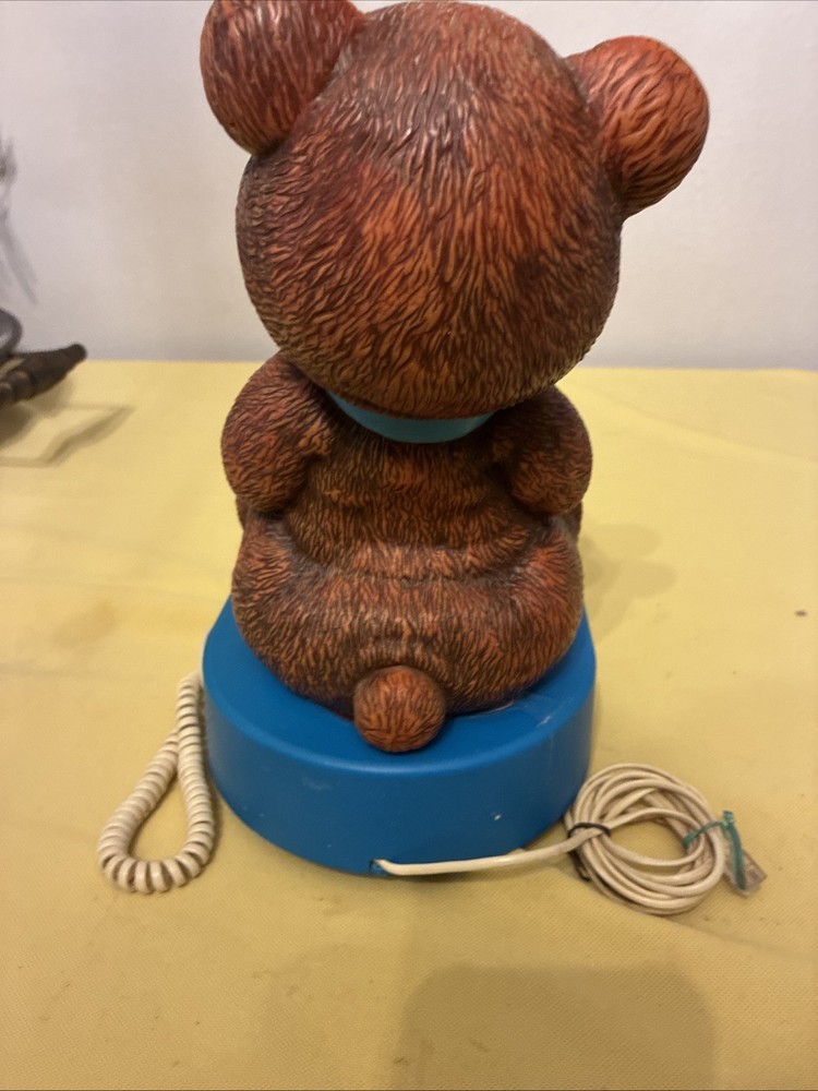 Vintage Cuddles Carlton Bear Push Button Phone Model #7780