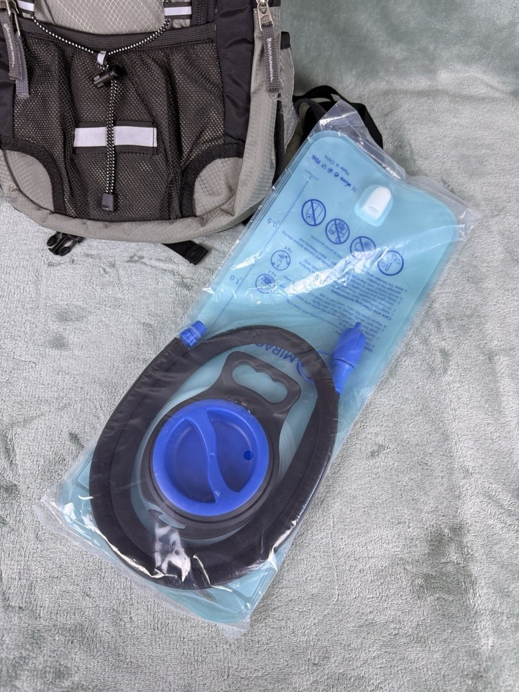 MIRACOL Hydration Backpack with 2L Water Bladder Insulated Water Backpack Gray