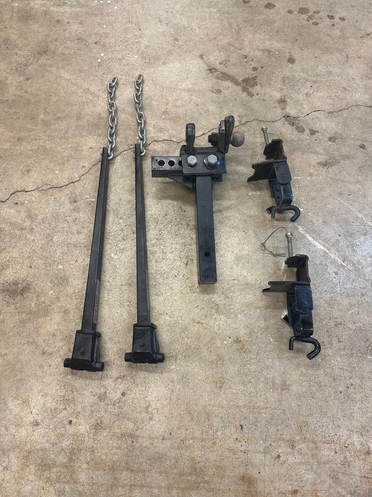 Trailer Hitch Towing Leveling System